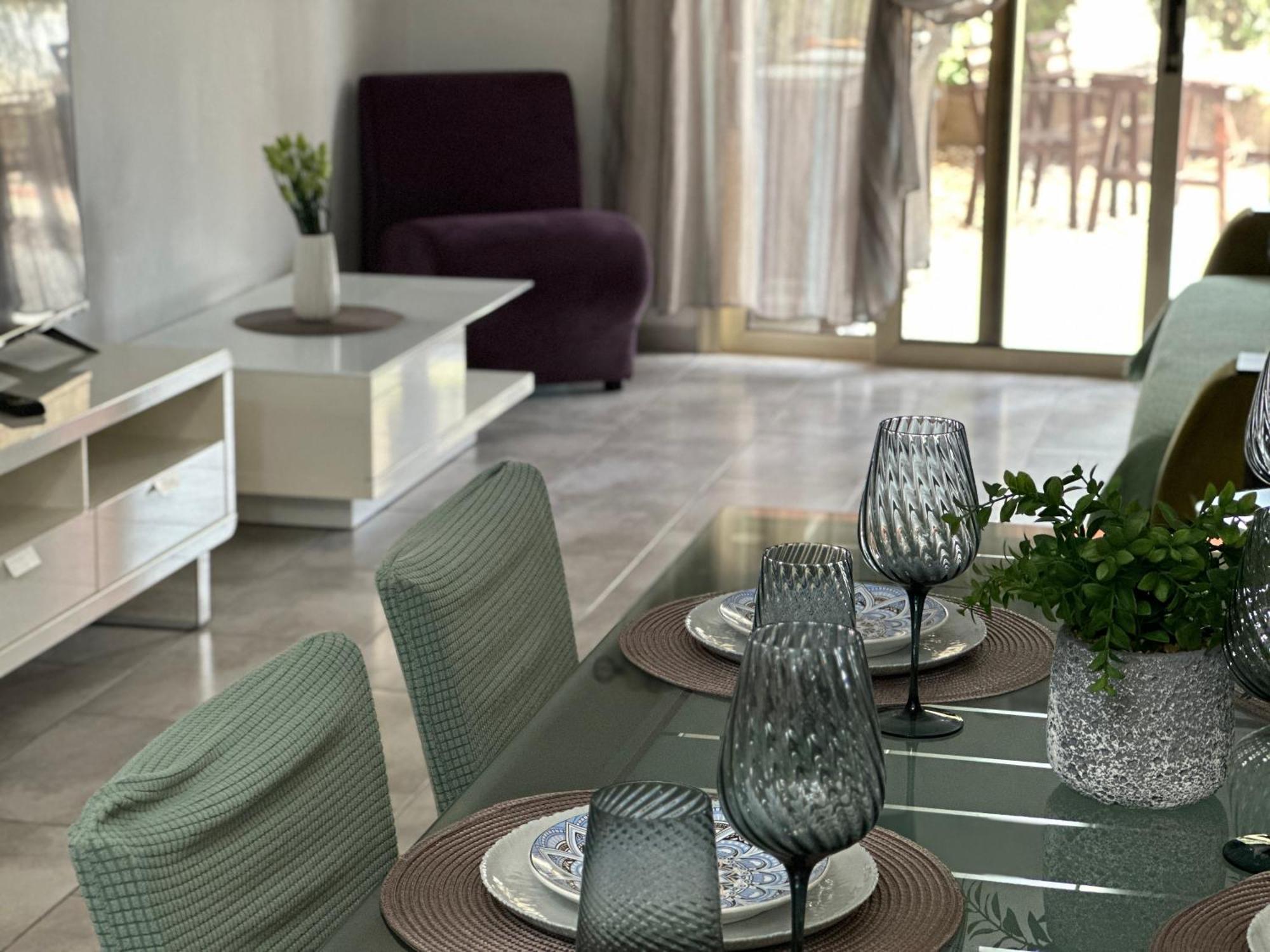 Paphos Beautiful Apartment Near The Sea And A Large Private Garden מראה חיצוני תמונה